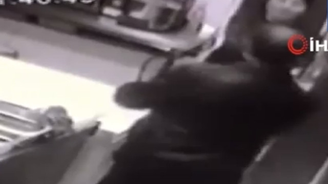 2 çocuk annesini silahla vurdular!