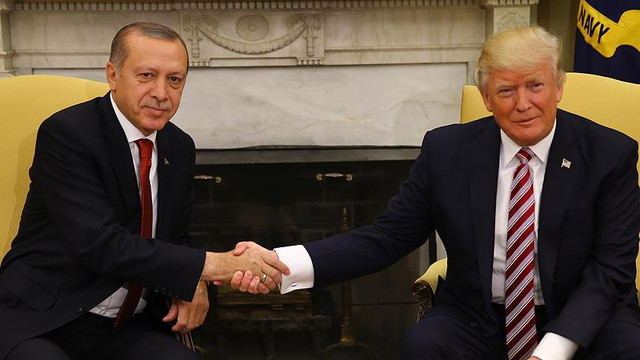 Can Ataklı'dan ilginç yorum: Erdoğan gitmesin, Trump gelsin