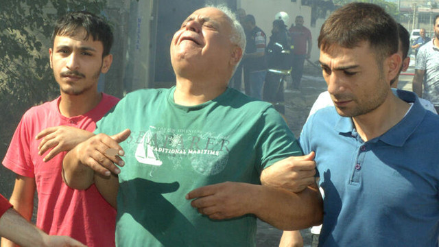 Yangın çıkan iş yerini görünce fenalaştı