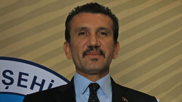 Rüştü Reçber ve Nihat Kahveci'den millilere destek