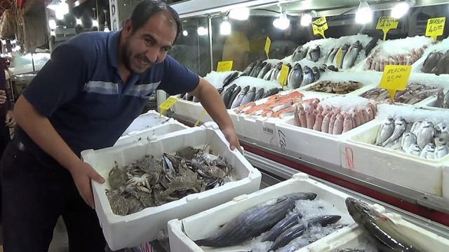 Tanesi 5 lira... Denizi olmayan kentte kapış kapış satılıyor