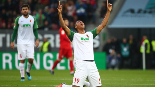 Augsburg 2 - 2 Bayern Münih