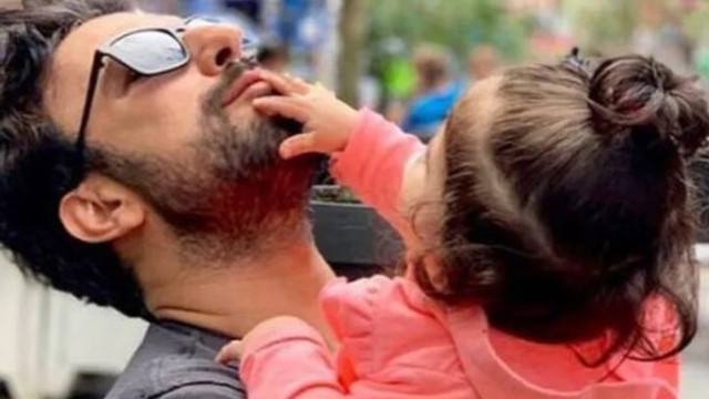 Tarkan kızı Lila ile fotoğrafını paylaştı