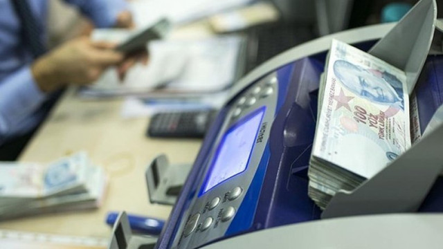 Bankalardan yeni masraf buluşu ! 500 lira kestiler...