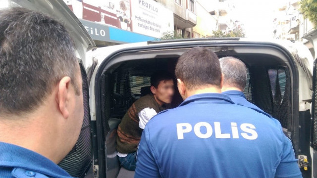 Oyun salonunda erkek çocuğa taciz ! Tekme tokat dövdüler