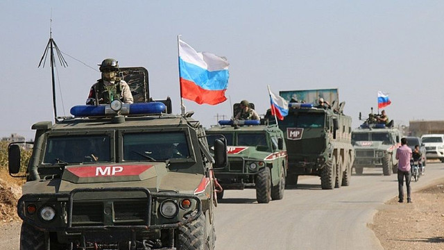 Rus askeri polisi Kamışlı'da ilk kez devriye yaptı