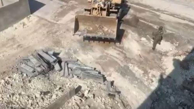 Teröristlere ait tünel ve mevziler kullanılmaz hale getiriliyor