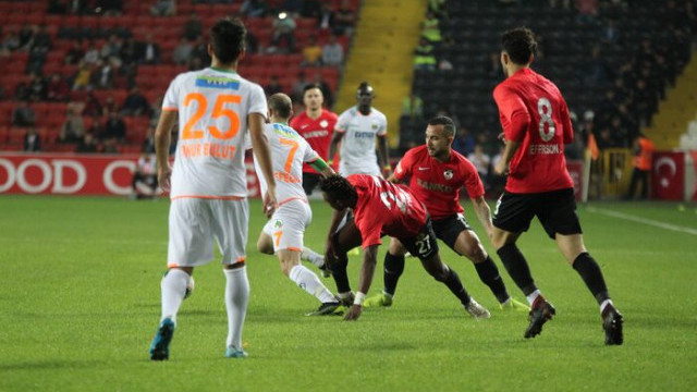 Alanyaspor 1 - 1 Gaziantep