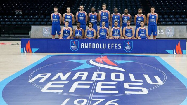 Anadolu Efes, Avrupa kupalarında 659. maçında