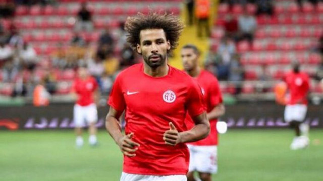 Antalyaspor'un milli gururu: Nazım Sangare