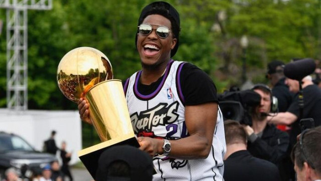 Kyle Lowry Toronto Raptors ile sözleşmesini 1 yıl uzatı