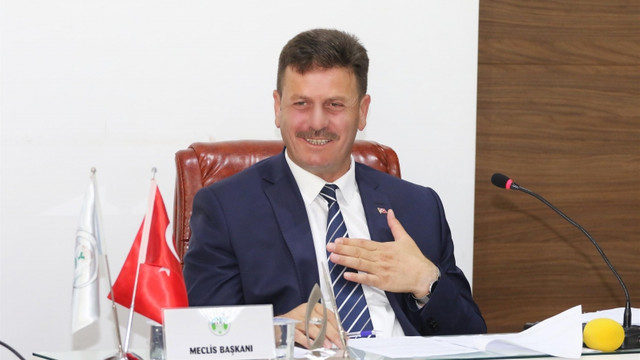 ''Çoluk çocuk işi değil adamlık ister adamlık''