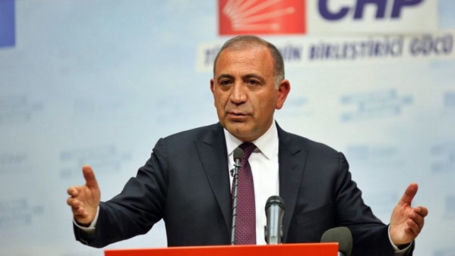 ''Zor günler geride kaldı, önümüzde daha zor günler var''