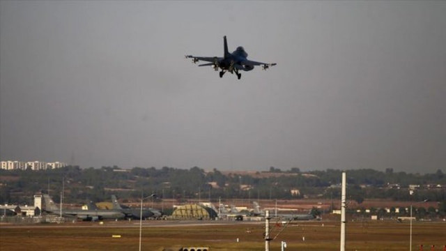 Türk jetleri Suriye'nin 30 kilometre derinliğine girdi