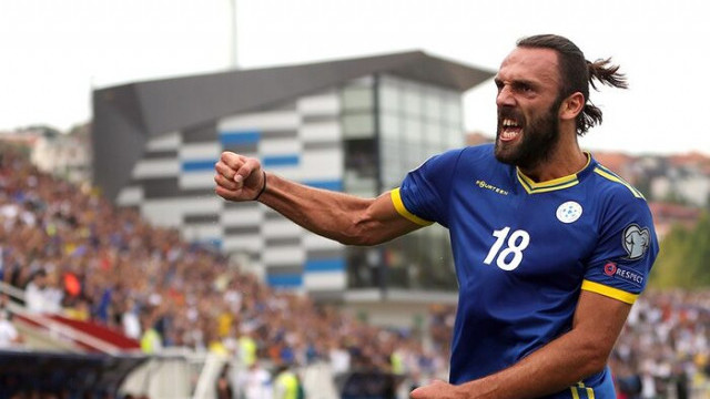 Vedat Muriç'in performansı Kosova'da da beğeni topluyor