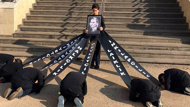 10 Kasım'daki bu fotoğrafa soruşturma başlatıldı