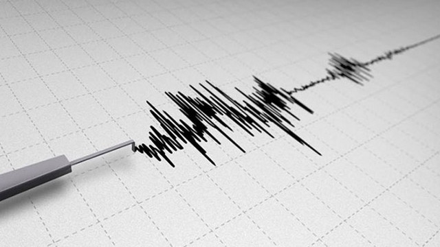 Endonezya'da 5.9'luk deprem