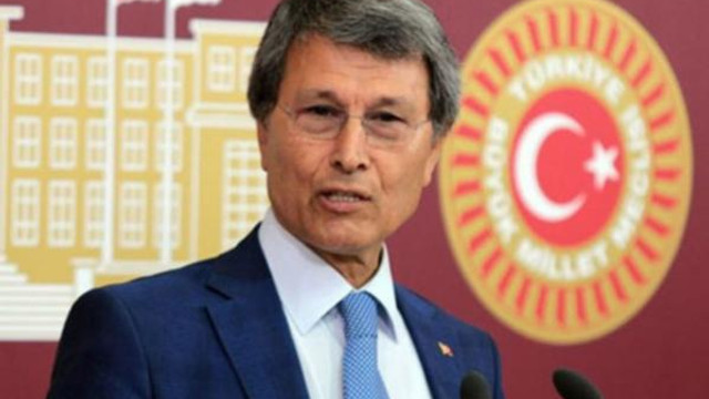 ''Bir günde Türkçe'yi kaybettik'' diyen Osmanlı torununa belgeli cevap