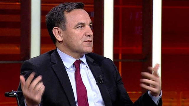 Deniz Zeyrek ''Saray'a giden CHP'li'' olayını böyle yorumladı