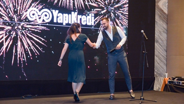 Yapi Kredi Odulunu Wessi Ceo Su Goksel Aksu Nun Elinden Aldi Ekonomi