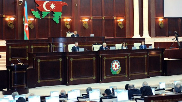 Azerbaycan Meclisi feshedildi