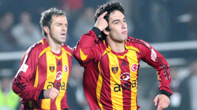 'Galatasaray Arda Turan için transfer görüşmesi yapabilir'