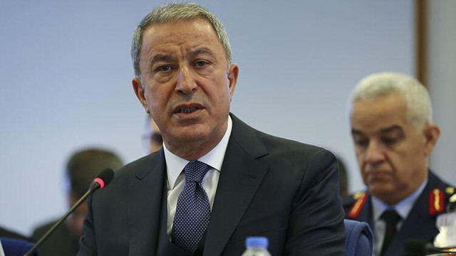 Bakan Akar'dan NATO zirvesi öncesi kritik çağrı