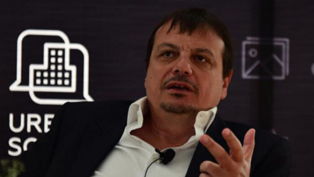 Anadolu Efes Başantrenörü Ergin Ataman'a şok tepki