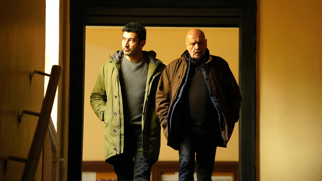 Kenan İmirzalıoğlu'nun yeni dizisinden ilk kare geldi