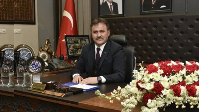 Belediye başkanına silahlı saldırı girişimi !