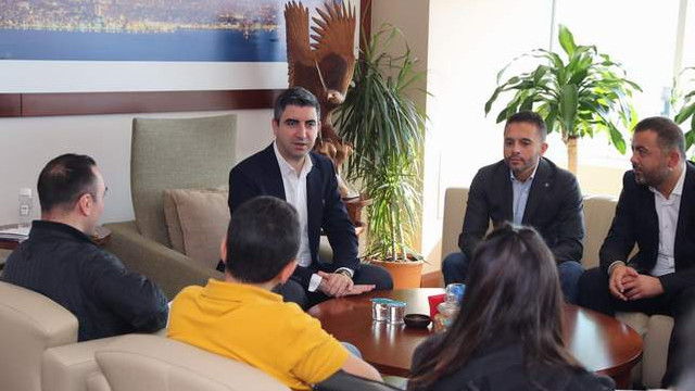 Başkan Gökhan Yüksel'den yeni iş yeri açan esnaflara ruhsat