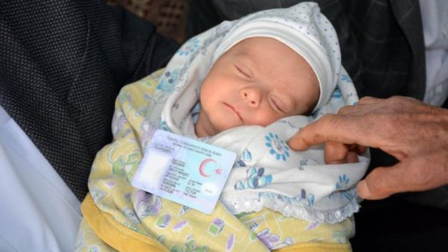 Bebeklerine ''Devlet Bahçeli'' ismini koydular
