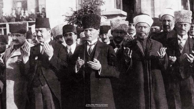 ''Atatürk’ün adını anmak istemeyenler gerçeği saptırıyor''
