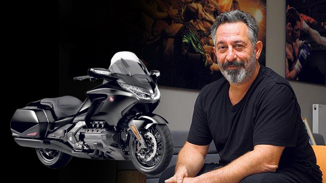 İşte Cem Yılmaz'ın 245 bin TL’lik oyuncağı