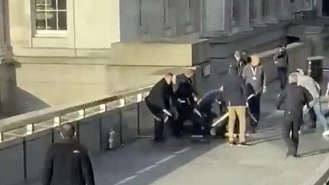 Londra'daki saldırıda ''Kahraman'' katil çıktı
