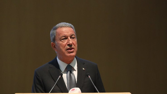 Bakan Akar'dan yeni askerlik sistemi açıklaması