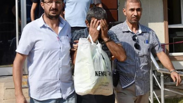 Eski eşini 21 yerinden bıçaklayıp ölüme terketti !