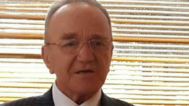Pes artık ! Eski Bakanı da dolandırdılar