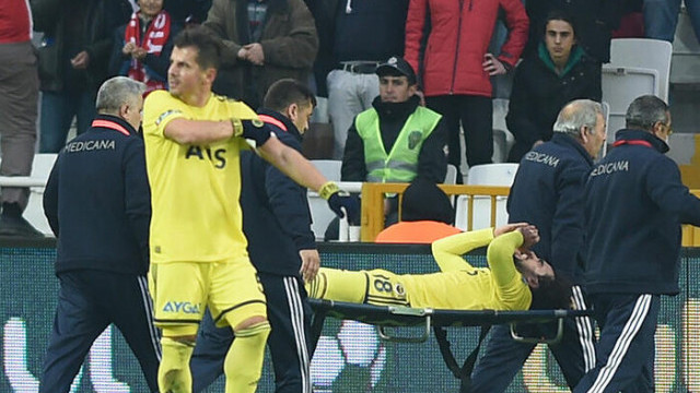 Fenerbahçe'de Sadık Çiftpınar sezonu kapattı!