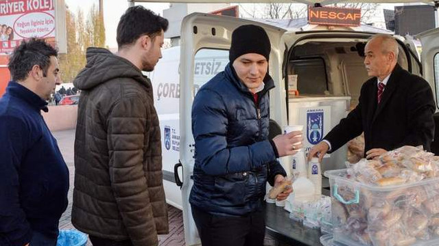 Başkent'te sıcak çorba dağıtım noktası artıyor