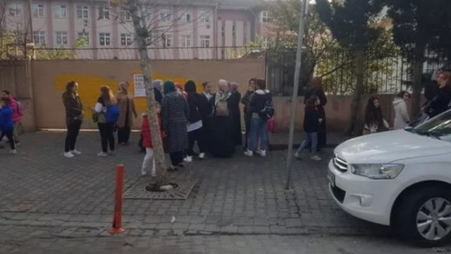 İstanbul'da okulda öğrencilere öğretmen dayağı!