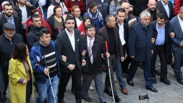 Kartal Belediyesi'nin Engelsiz Yaşam Festivali'ne binlerce kişi katıldı