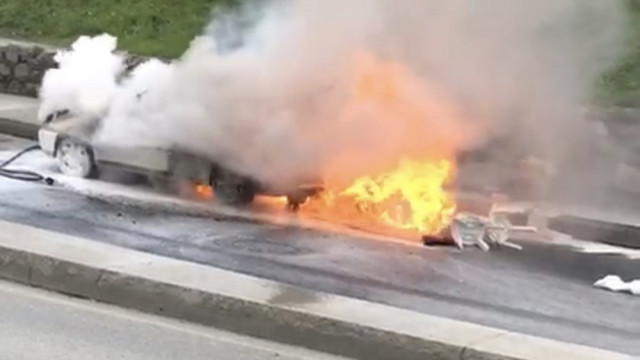 İstanbul'da korku dolu anlar ! LPG'li otomobil alev aldı