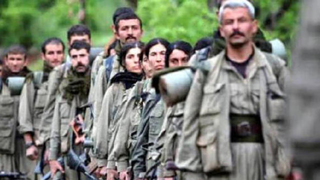 https://i.haber3.com/2/640/360/files/2019/12/9/5063866/icisleri-bakanligi-3-terorist-daha-teslim-oldu-o33.jpg?v=a1575913507 https://i.haber3.com/2/640/360/files/2019/12/9/5063866/icisleri-bakanligi-3-terorist-daha-teslim-oldu-o33.jpg?v=a1575913507