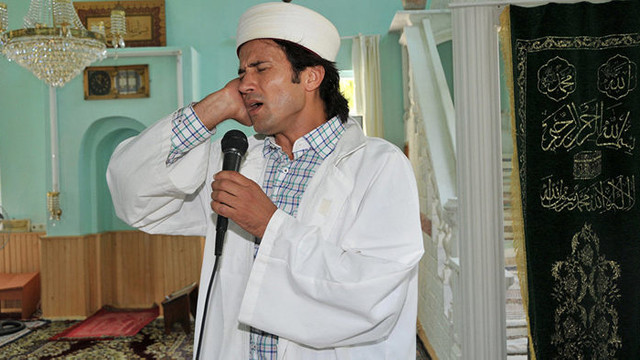 Türkiye'nin konuştuğu ''Rockçı imam'' adaylığını açıkladı