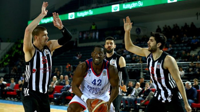 Anadolu Efes 78 - 70 Beşiktaş Sompo Japan (Erkekler Türkiye Kupası)