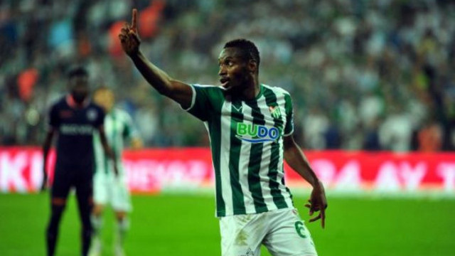 Bursaspor'da Diafra Sakho, Başakşehir'e karşı forma giyebilir