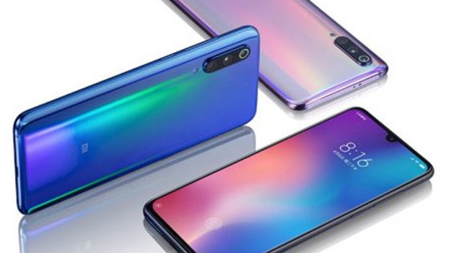 Xiaomi bombayı patlattı ! İşte Mİ 9'un özellikleri ve fiyatı