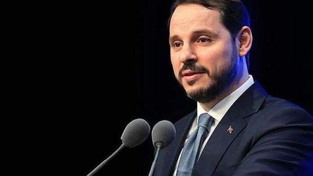 Bakan Albayrak: ''Zarflardan neler çıkıyor neler...''