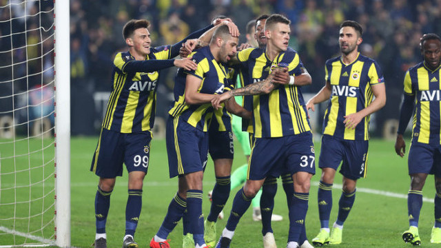 Ersun Yanal, Islam Slimani'yi Çaykur Rizespor maçının kadrosuna almadı